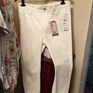 NWT Liverpool jeans